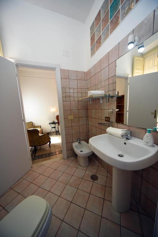 רומא Appartamento Con 3 Camere Da Letto E 2 Bagni Vicino Al Vaticano מראה חיצוני תמונה